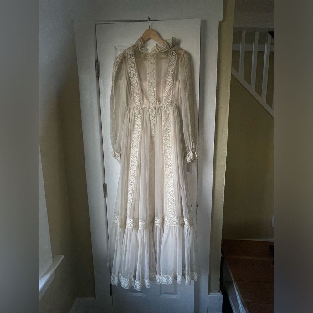 Vintage Wedding Dress